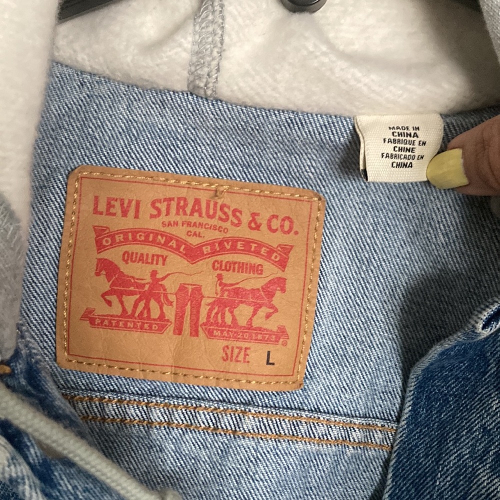 Levi’s Jean jacket. - Picture 3 of 4